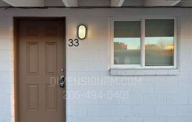 Studio, 1 bath, 209 sqft, $575, Unit Unit 033