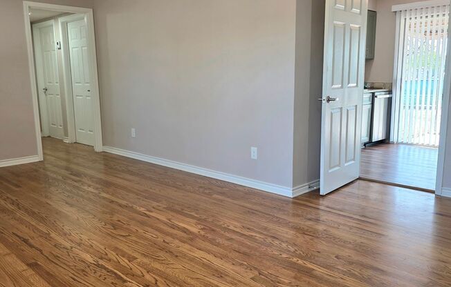 Charming remodeled 3-bedroom home for lease!