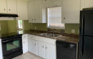 3 beds, 2 baths, $1,500