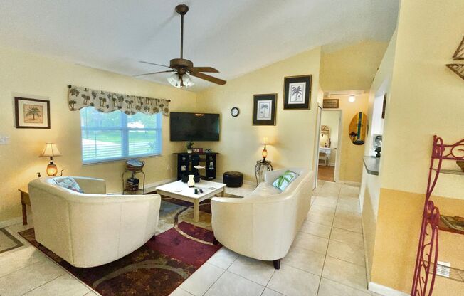 3 BR , 2 Bath Fully Equipped Fully Furnished  Pool Home Available with 1 Month Minimum AUG - DEC 2023