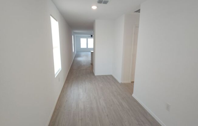 2 weeks free Rent! Mission Del Lago- South of San Antonio, Tx