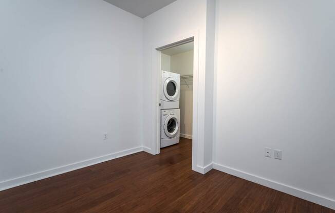 Central Eastside Lofts | Richmond Bedroom