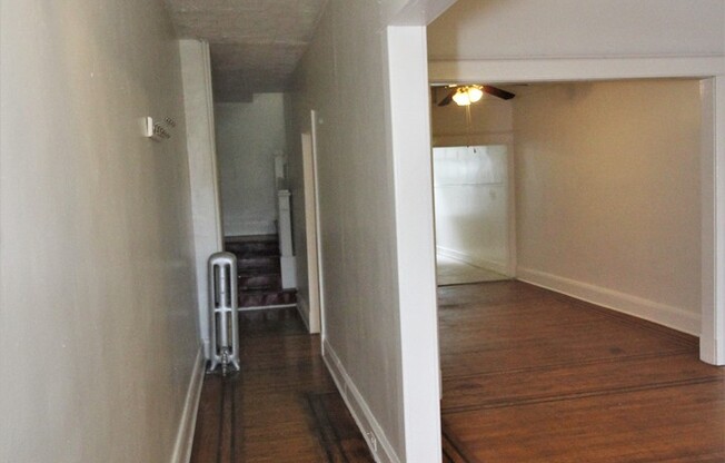 3 beds, 1 bath, $1,860