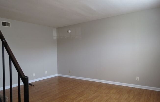 Peabody Dr. - 381 (Units 1 - 4)