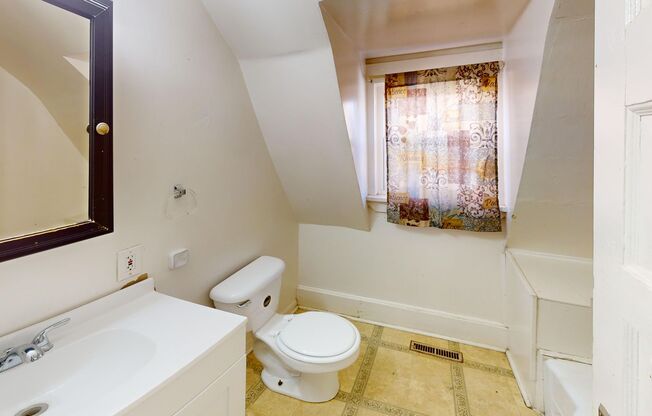 4 Bed 2 Bath Single Family Home for Rent in Butler, PA