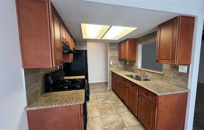 4561 CARRIAGE PARK DR