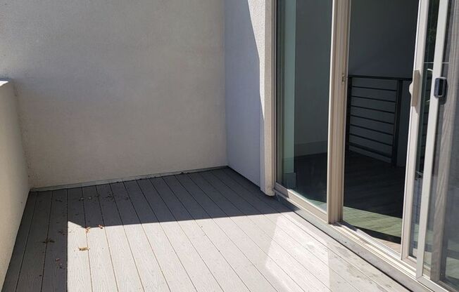 2 beds, 2.5 baths, 1,310 sqft, $2,450, Unit 114