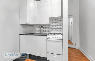 233 E 54 ST