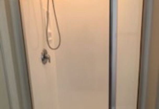 2 beds, 2 baths, $1,550, Unit #2003