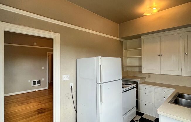1 bed, 1 bath, $1,495, Unit 206