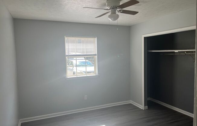 2 beds, 1 bath, 925 sqft, $950, Unit 1D