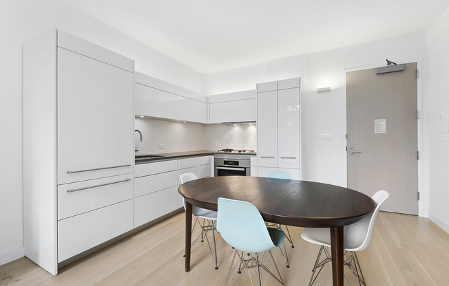 241 5 AVE