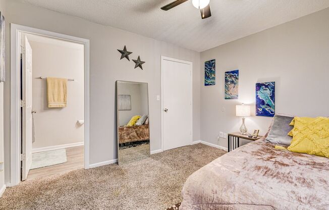 2 beds, 2 baths, 1,000 sqft, $1,050, Unit B15