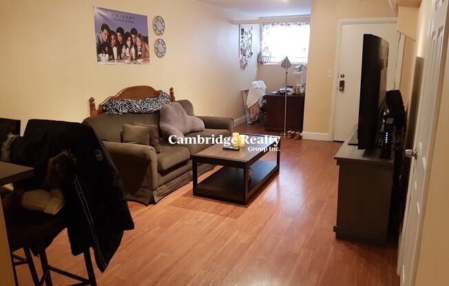 79 Pleasant St Apt B