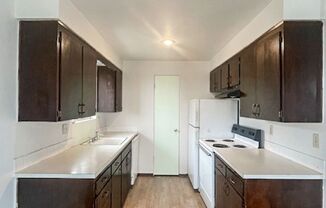 Charming 2 Bed, 1 Bath Duplex in the Heart of Cheney