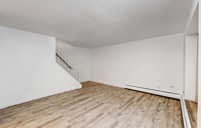 1355 N Gaylord St #2