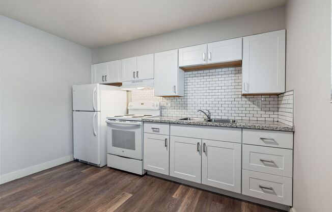 1 bed, 1 bath, 648 sqft, $1,245, Unit 136