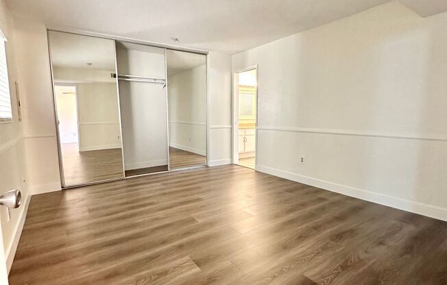 1BD/1BA // 550 Orange Avenue #105