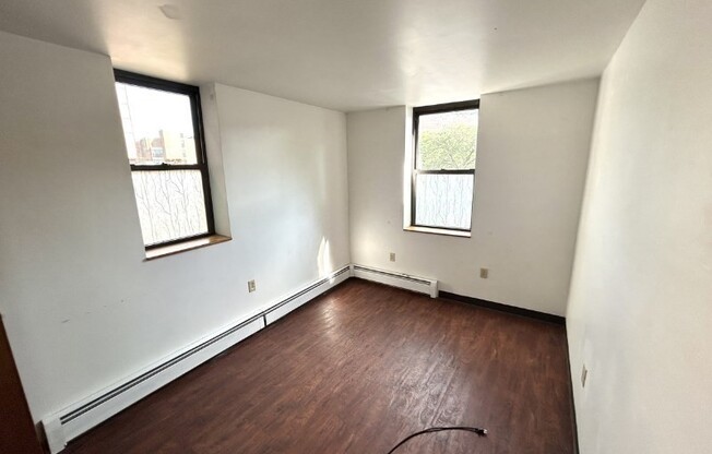 22 UNIVERSITY RD