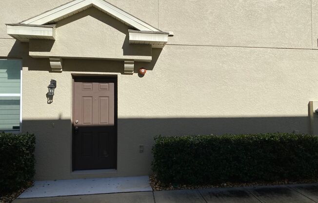 3 BEDROOM. 2.5 BATHROOM TOWNHOME IN OVIEDO