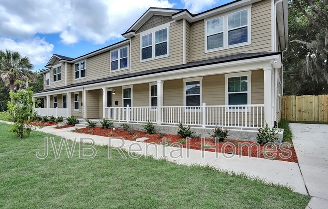 611 JESSIE ST