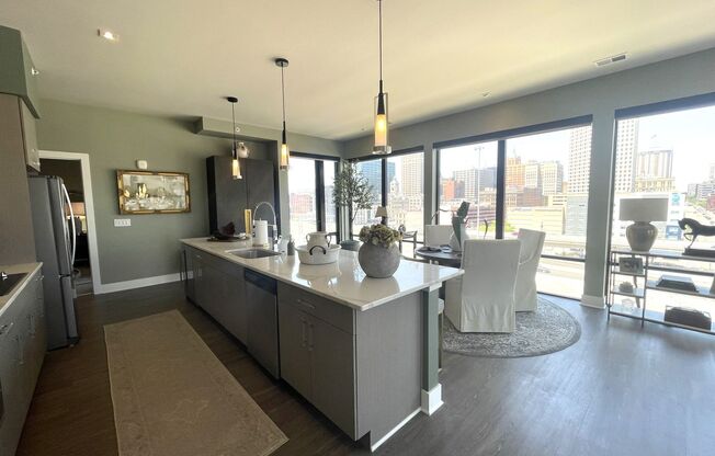 3 beds, 2 baths, 1,752 sqft, $3,995, Unit 321 Jefferson-615