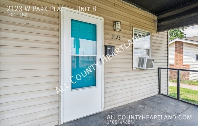 2123 W PARK PL