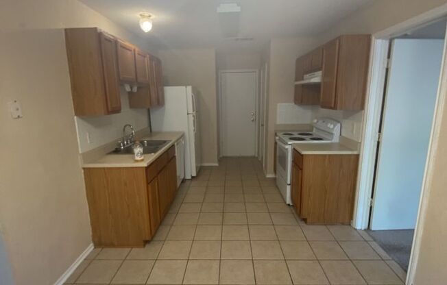 4 Bedroom 2 Bath Spacious Rental