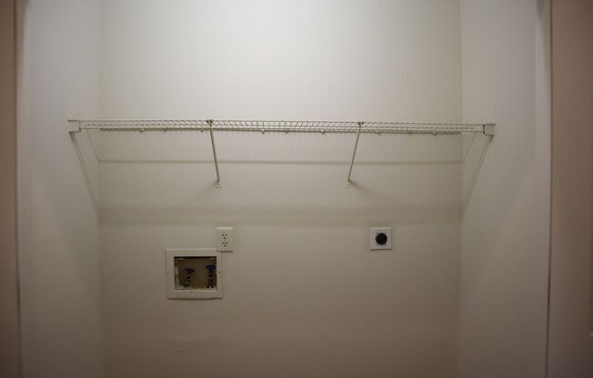 2 beds, 2 baths, 1,033 sqft, $1,649, Unit 21-21104