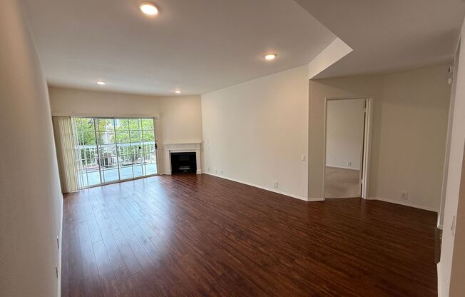 Elegant 2BR/2BA Retreat with Massive Private Patio – Minutes from Beverly Hills