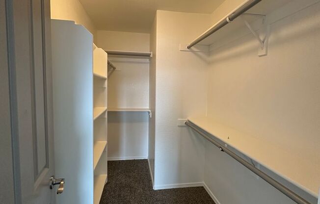 3 beds, 2 baths, 1,200 sqft, $1,750, Unit Unit 102