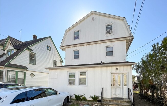 28 Brooklyn Avenue