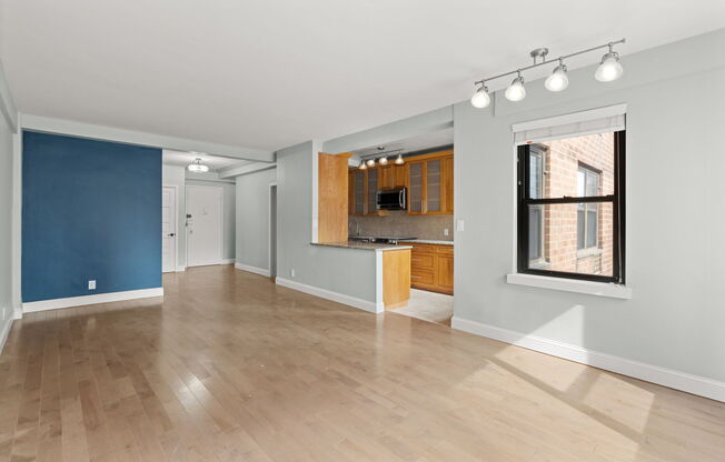2 TUDOR CITY PL