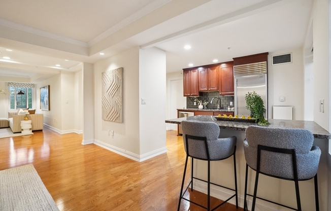 4 beds, 4 baths, 2,463 sqft, $12,000, Unit B811