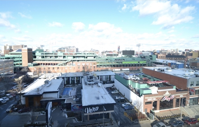 3 beds, 2 baths, 1,263 sqft, $6,850, Unit 829