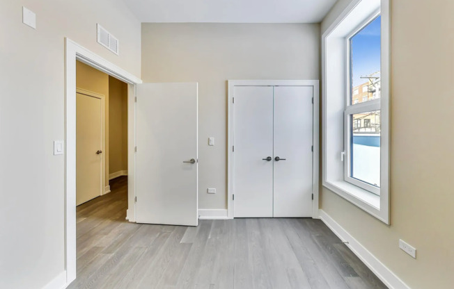 1 bed, 1 bath, 600 sqft, $2,295, Unit 8