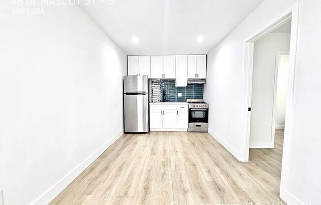 4814 Mascot St