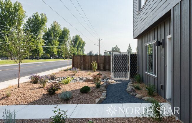 New, Bright & Spacious 3 bed/2.5 bath w/ Garage