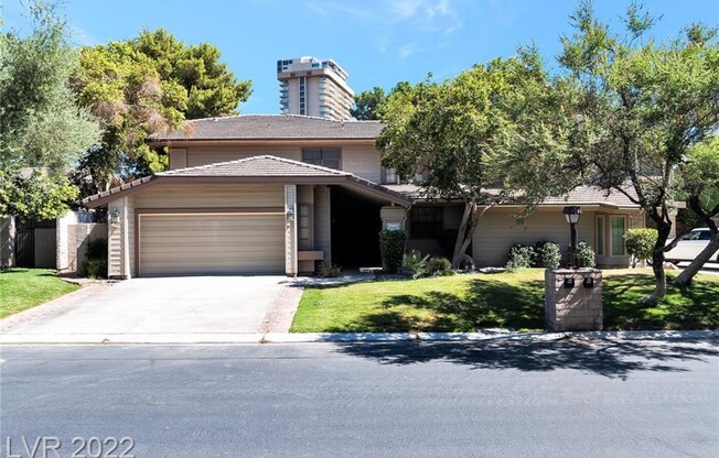 1040 PINEHURST DR