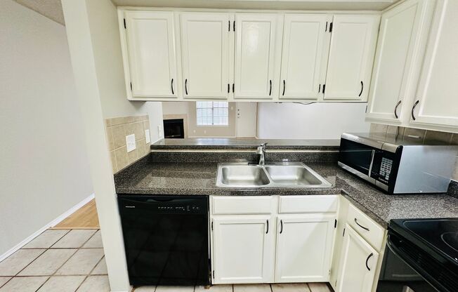 2 beds, 2 baths, $1,795, Unit # 2028