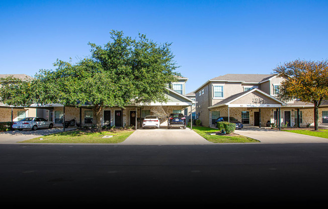 Exterior of Links at Forest Creek in Round Rock Texas near Austin