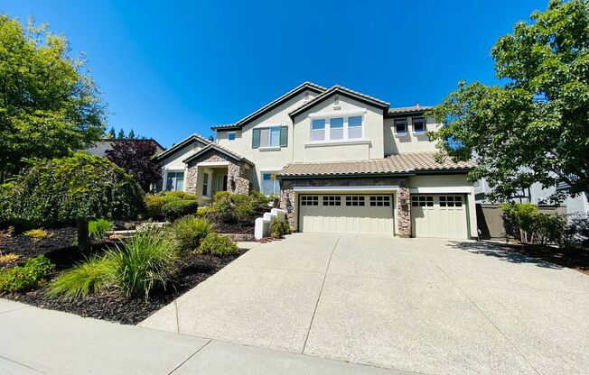 Roseville Masterpiece in Stone Canyon Gated Community