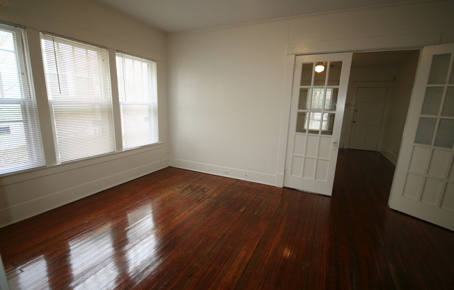 2 beds, 1 bath, $1,995