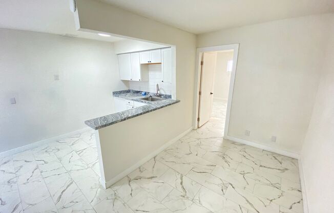 Modern 1Bed/1Bath Apartment in the Heart of Downtown