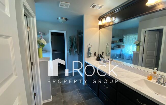 4 beds, 2 baths, $1,900