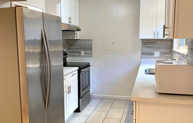 3 beds, 1 bath, 1,125 sqft, $2,795, Unit 03