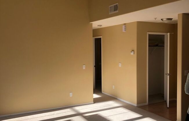 2 beds, 2 baths, $2,595