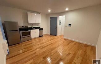 Studio, 1 bath, $2,600, Unit 4B