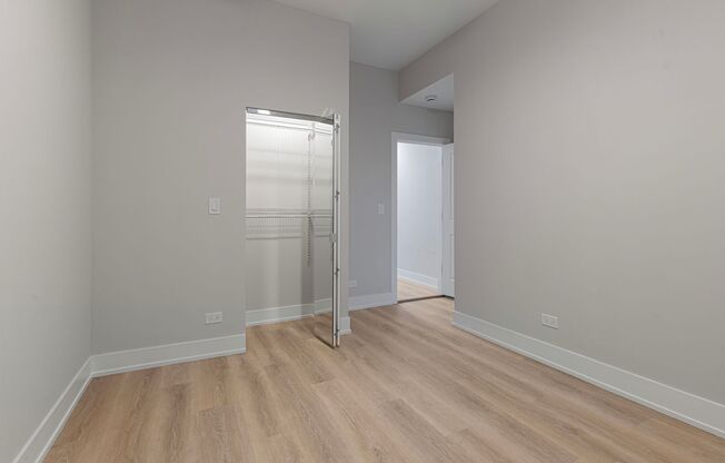 3 beds, 1 bath, 632 sqft, $2,200, Unit 1456-G1