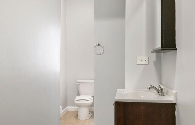 Studio, 1 bath, 282 sqft, $1,475, Unit 309
